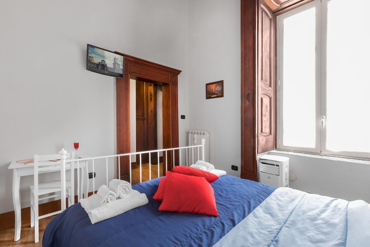 Opera Home Наполи Екстериор снимка