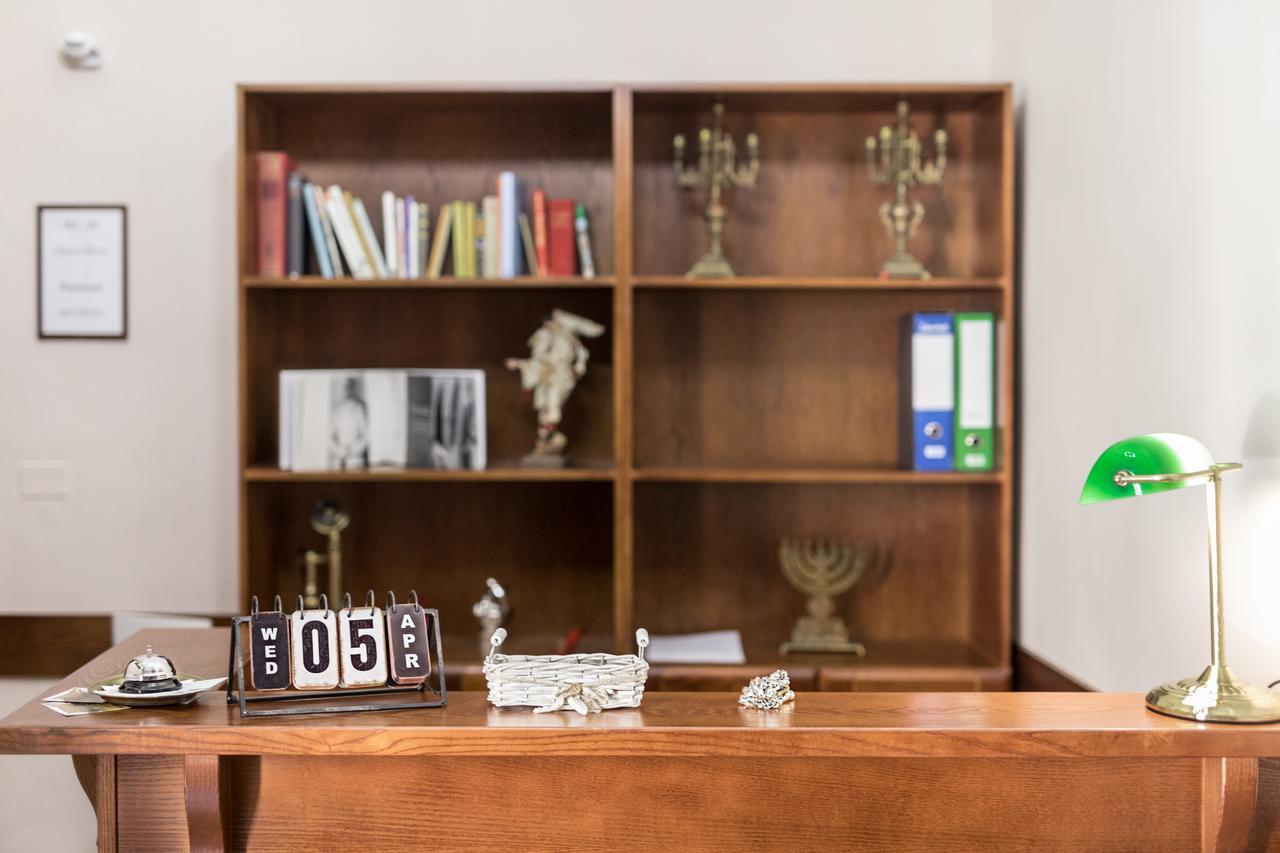 Opera Home Наполи Екстериор снимка