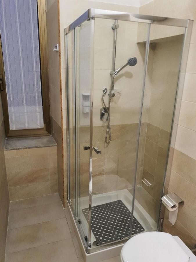 Opera Home Наполи Екстериор снимка