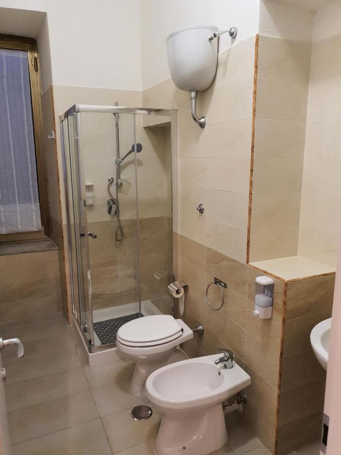 Opera Home Наполи Екстериор снимка